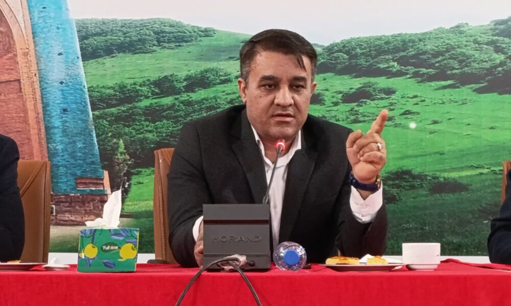 حسن پاکدل به عنوان بخشدار جدید بخش مرکزی شهرستان اهر منصوب شد + جزئیات آیین معارفه