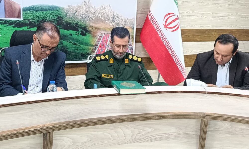 بررسی بحران منابع آب در اهر؛ فرماندار: مدیریت مصرف و مقابله با برداشتهای غیرمجاز اولویت دارد