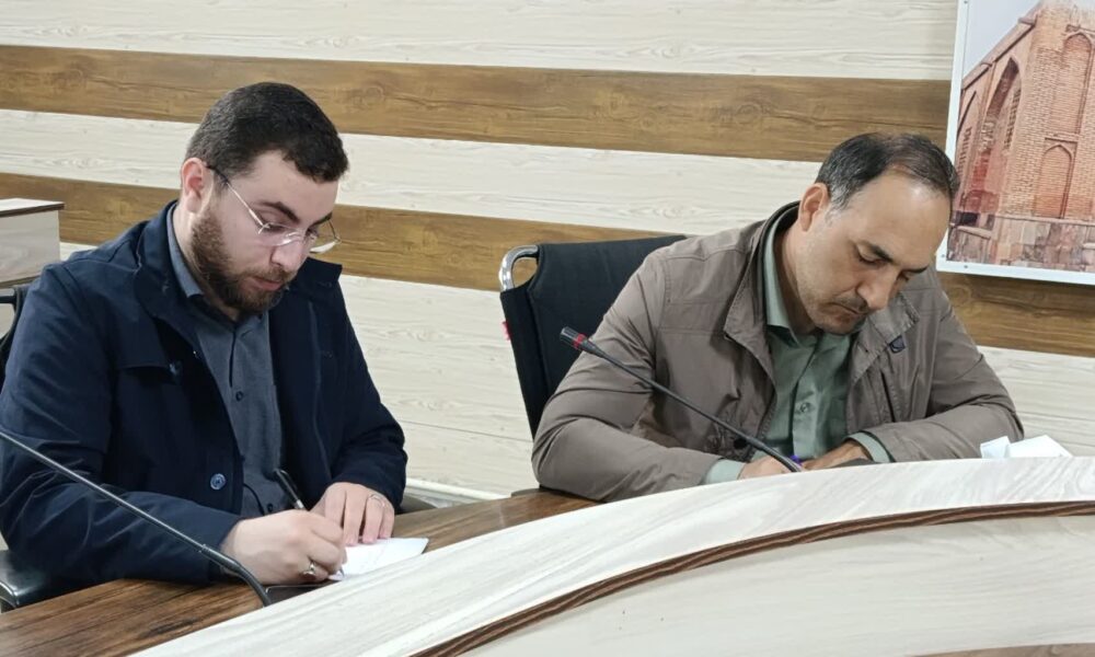 بررسی بحران منابع آب در اهر؛ فرماندار: مدیریت مصرف و مقابله با برداشتهای غیرمجاز اولویت دارد