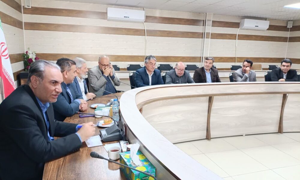 نشست انجمن کتابخانههای عمومی اهر با ریاست معاون سیاسی فرماندار؛ تأکید بر توسعه زیرساختهای فرهنگی و احداث سومین کتابخانه عمومی