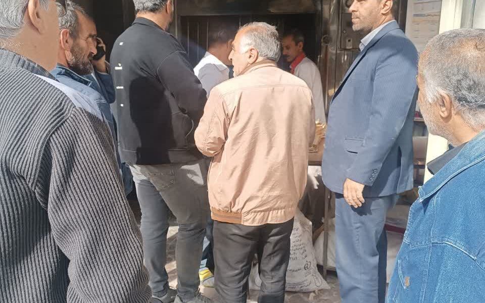 پلمپ دو واحد نانوایی متخلف در اهر به دستور فرماندار؛ تشدید بازرسی‌های کم‌فروشی و کیفیت نان