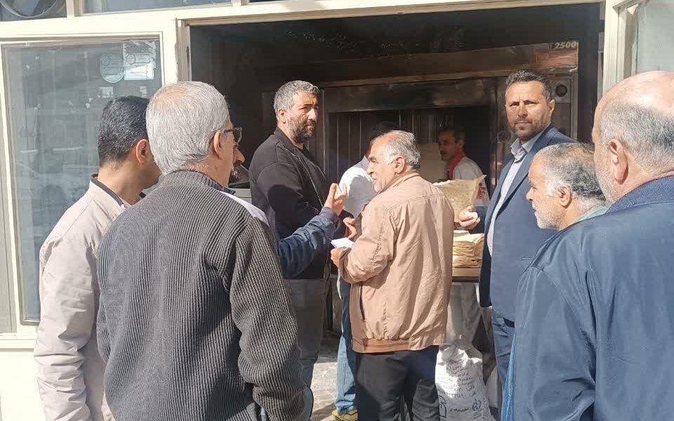 پلمپ دو واحد نانوایی متخلف در اهر به دستور فرماندار؛ تشدید بازرسی‌های کم‌فروشی و کیفیت نان
